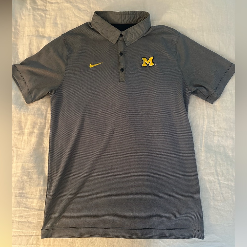 Men’s University of Michigan Nike Dri-FIT Polo